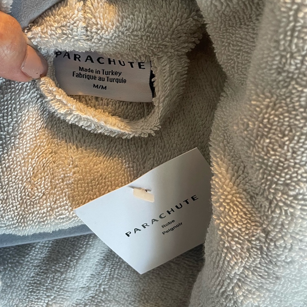 Parachute Luxurious Turkish style Robe size M in the color Mineral NWT - Picture 2 of 13